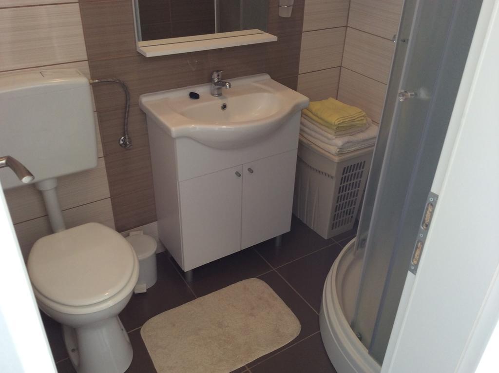 Apartment Viki Lozovac Cameră foto